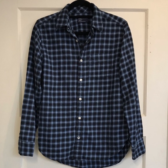 Men’s GAP Standard Fit Flannel Shirt - Picture 2 of 3